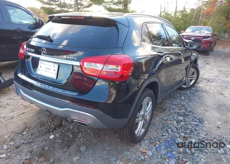 2019 Mercedes-Benz Gla 250 4Matic z USA, uszkodzony, nr VIN WDCTG4GB8KJ630931